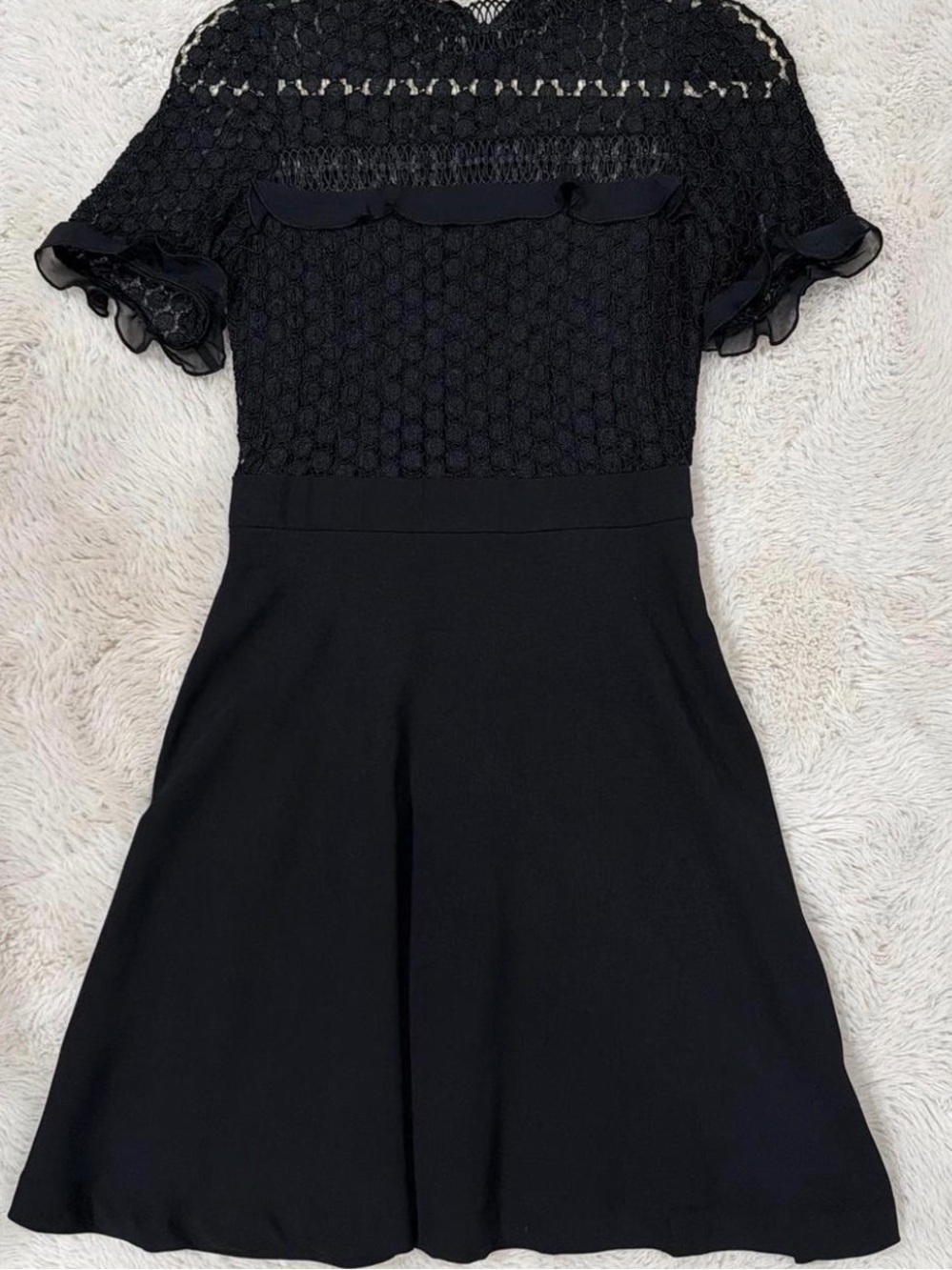 Chelsea28 Ruffled Sleeve Black Lace Paneled A line Dress size 2